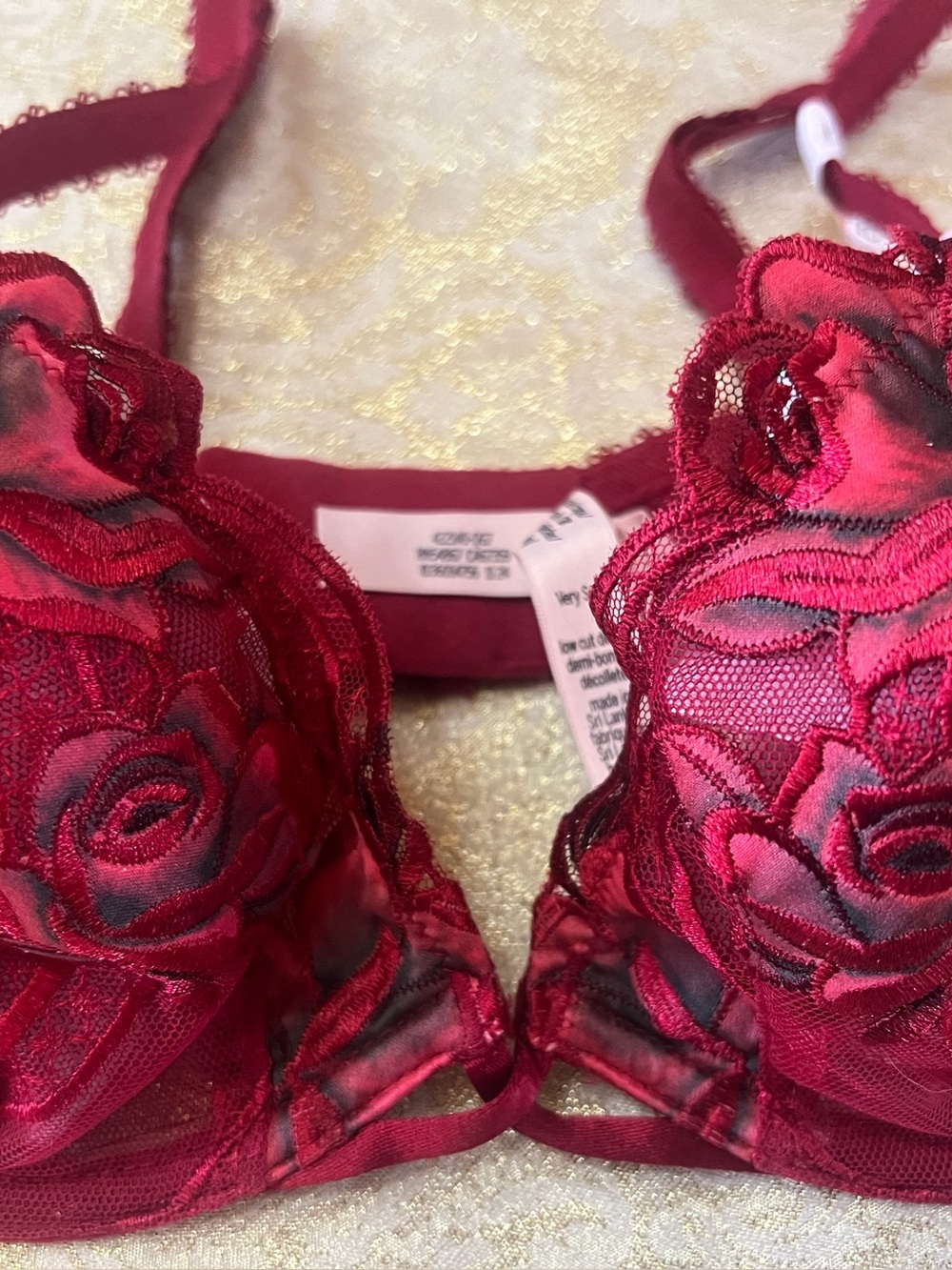 Victoria Secret Red Lace Floral Underwire Bra - Women Intimates